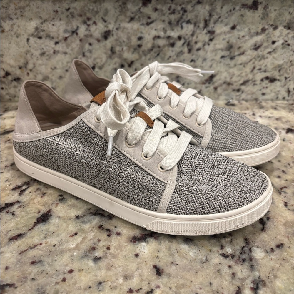 Olukai Nohea Moku girls Black Slip On Mesh Sneaker Shoe Size 9.5